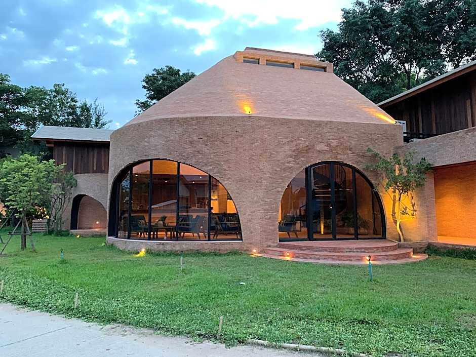 Athita The Hidden Court Chiang Saen Boutique Hotel