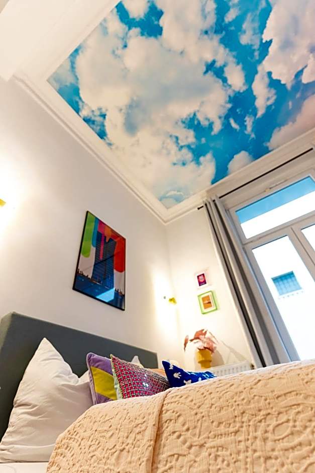 RetroPop Design Apartment , Designerzimmer für je 2 Personen, Top Lage, WIFI
