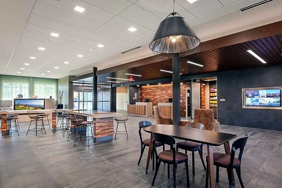 Courtyard by Marriott Savannah Airport