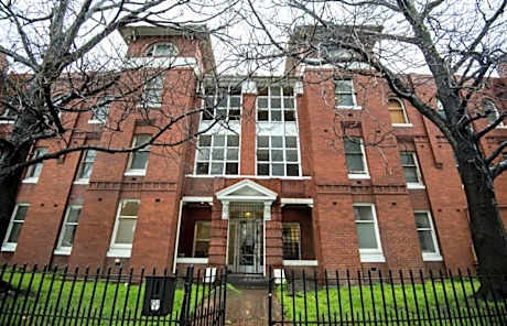 Fawkner Mansions Heritage Hotel