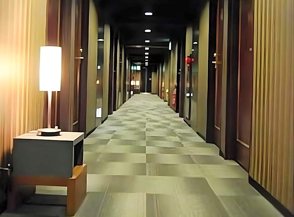 Hotel Livemax Hiratsuka Ekimae