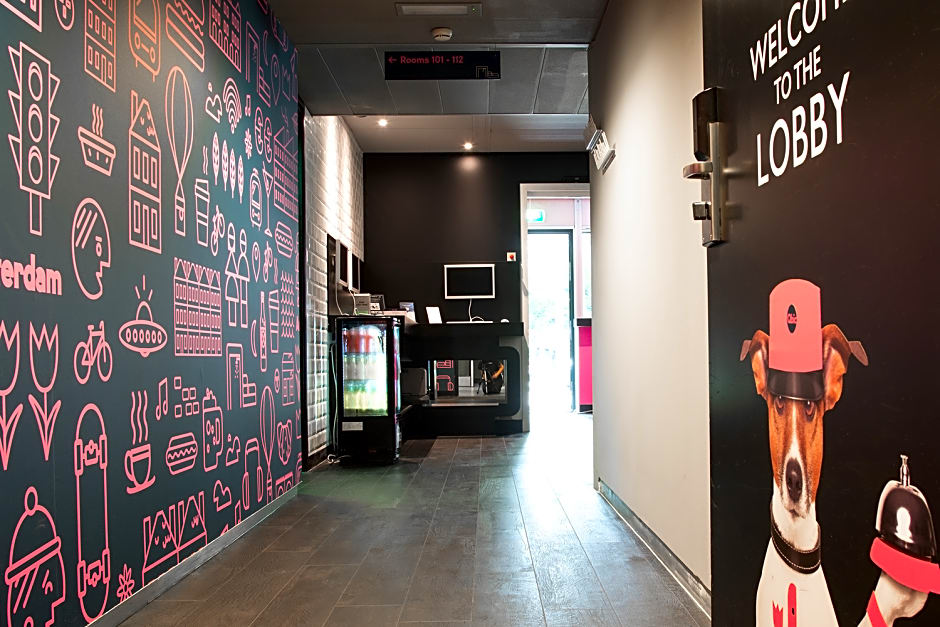 Qbic Hotel WTC Amsterdam