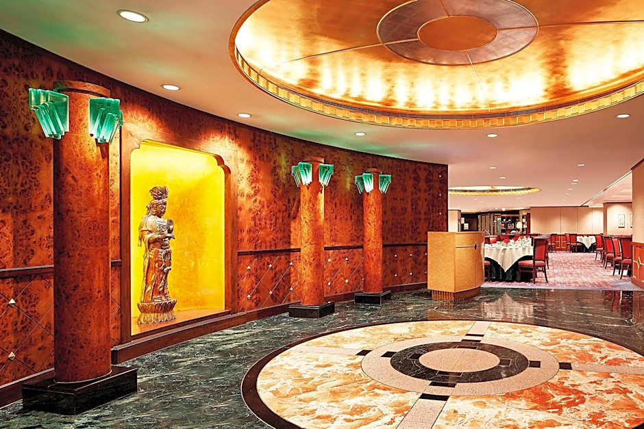 Sheraton Hong Kong Hotel And Towers