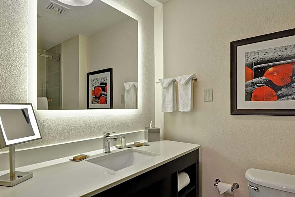 DoubleTree by Hilton Hattiesburg