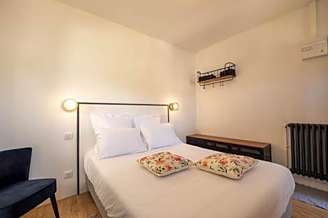 Small Single Room