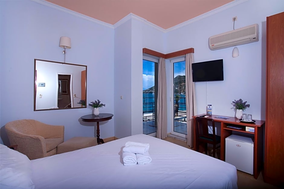 Grand Hotel Loutraki