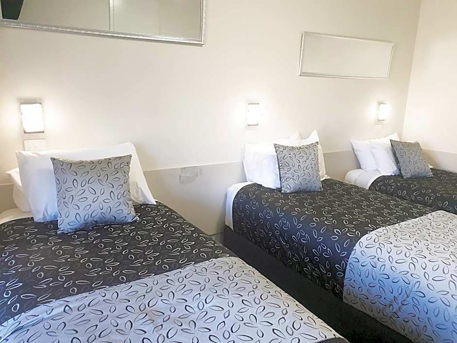 Comfort Inn May Park