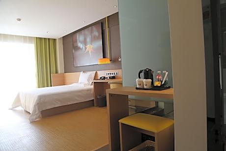 IU Compact U - Comfort Bed Room