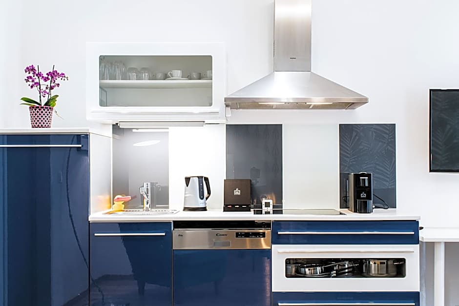 Best Western Plus Celebrity Suites