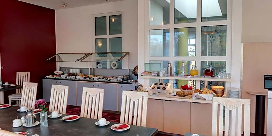 Business-Hotel Artes