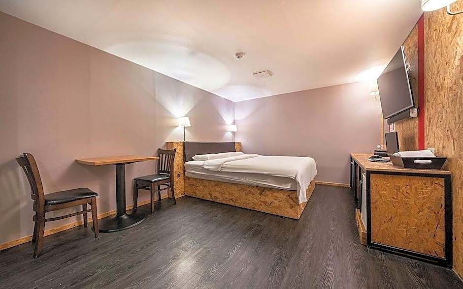 26 Hotel Pyeongchon