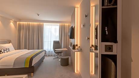 Family Connecting Room
