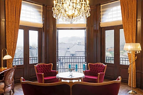 One-Bedroom King Suite