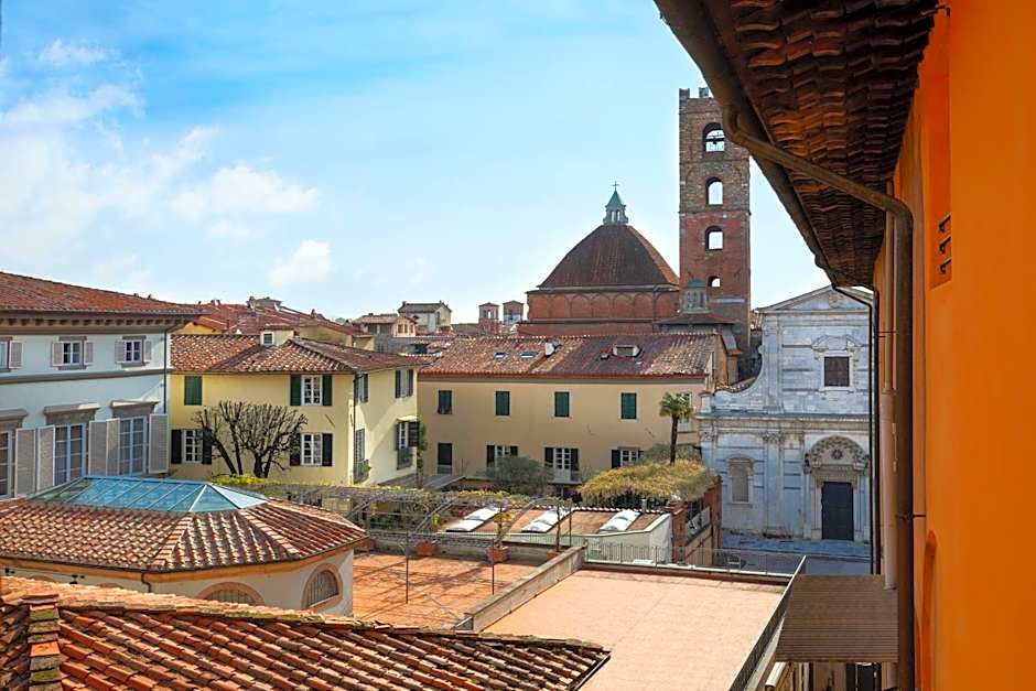 Grand Universe Lucca, Autograph Collection