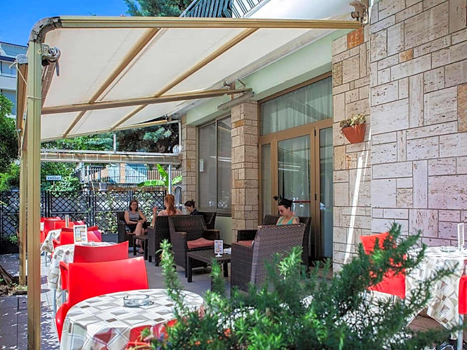 Hotel Ausonia B&B RiMiNi