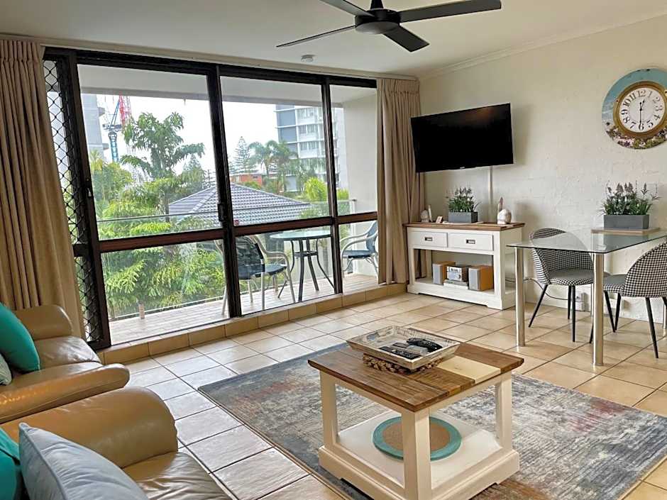 Burleigh Palms Holiday Apartments