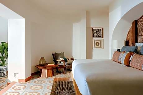 Pavo Real Suite