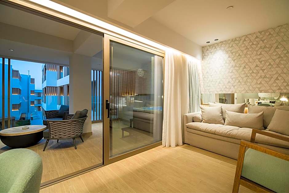 AKASHA Beach Hotel & Spa