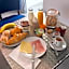 Aux Charmes-Suites cosy et independantes equipees d un frigo, micro ondes et nespresso