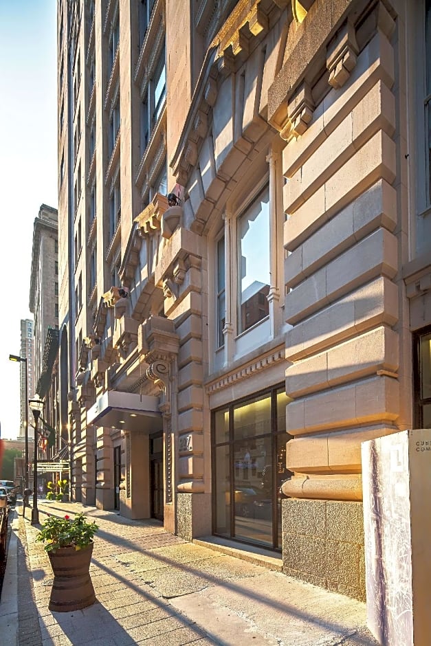 Hotel Rl Baltimore Inner Harbor – Baltimore, MD