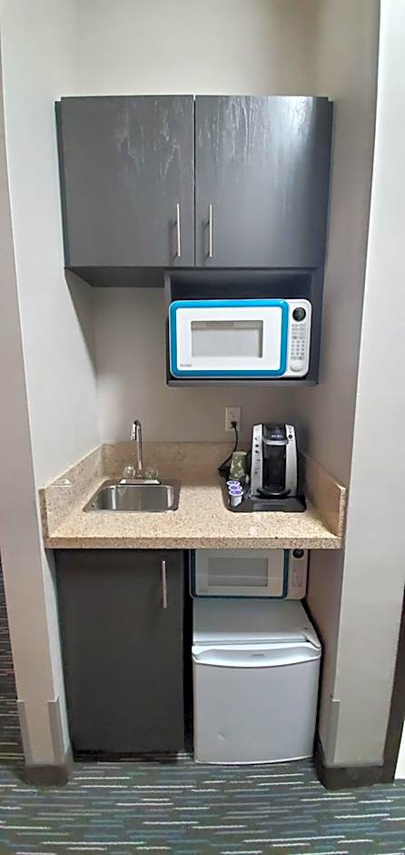 Wingate by Wyndham Lethbridge