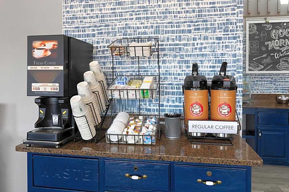 AmericInn by Wyndham Chippewa Falls