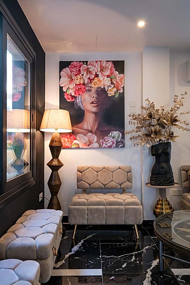 Lazuli Hermes Apartments