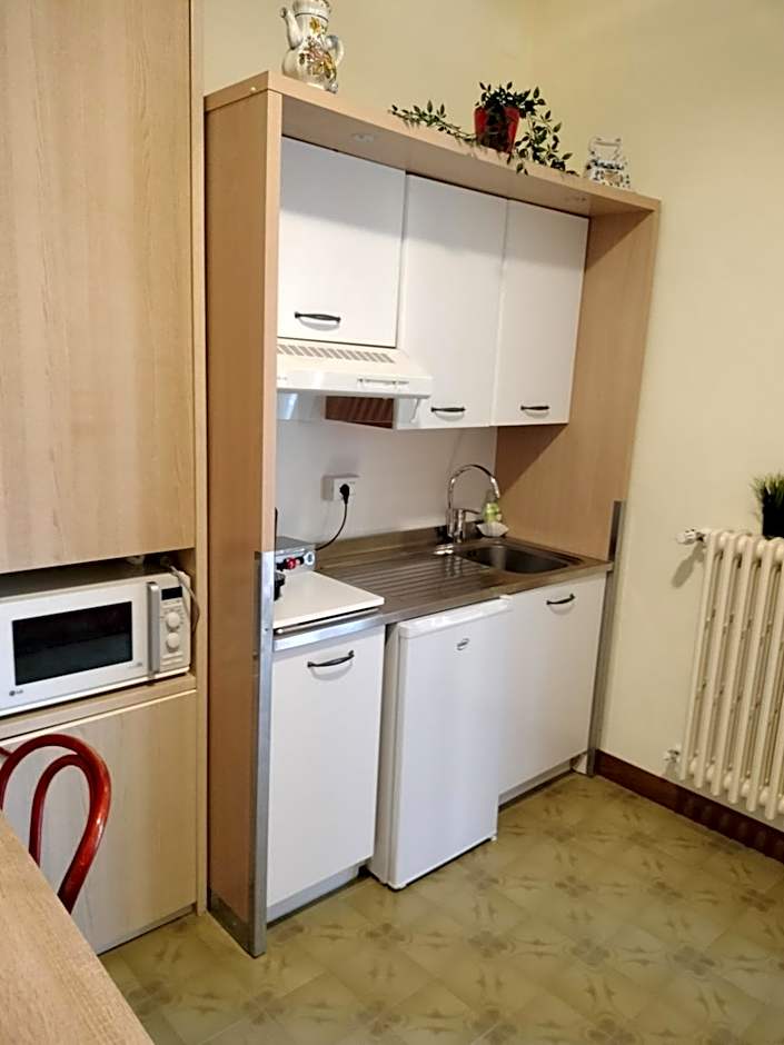 B&B ROSSELLA