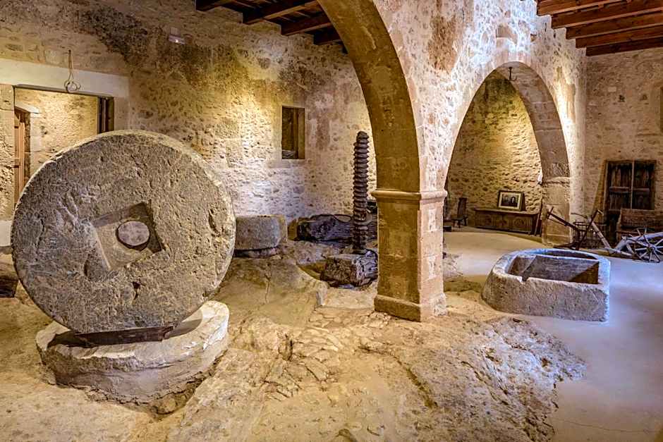 Kapsaliana Village Hotel