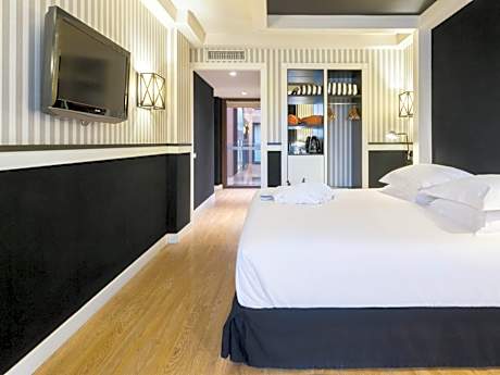 DOUBLE SINGLE USE STANDARD