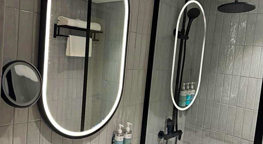 Novotel Riyadh Al Anoud Hotel