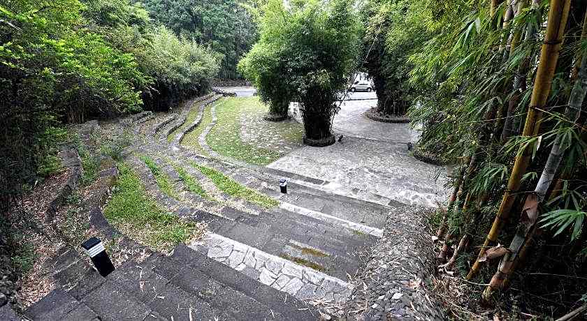 Sun Moon Lake Bamboo Rock Garden