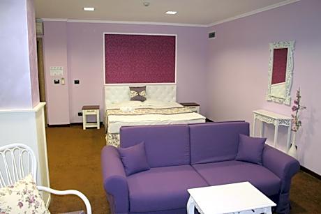 Studio with Park View