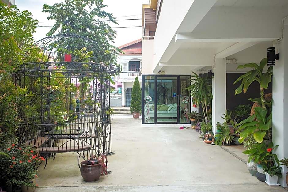 Unity Hotel
