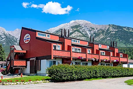 Rocky Mountain Ski Lodge
