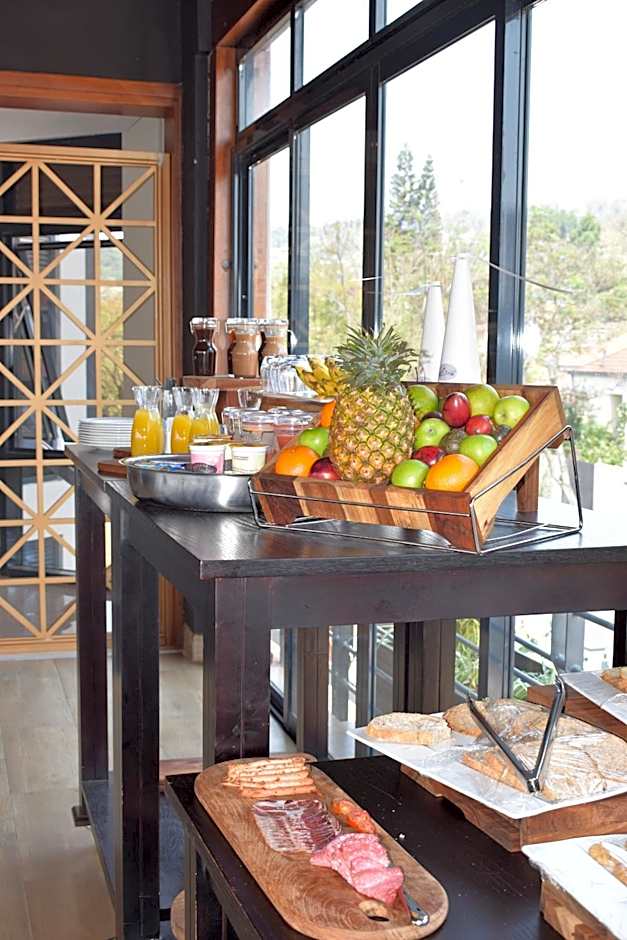 Mythos Boutique Hotel