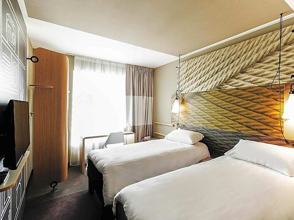 Ibis Poznan Polnoc