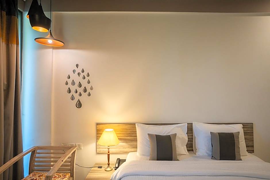 Ahuja Residency Parklane