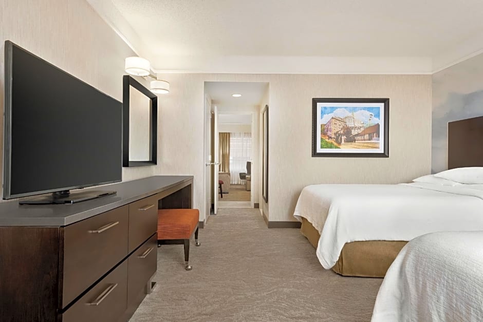 Photo 1 of 5 of 1 Bedroom 2 Double Beds Suite, Mobility Accessible, Bathtub