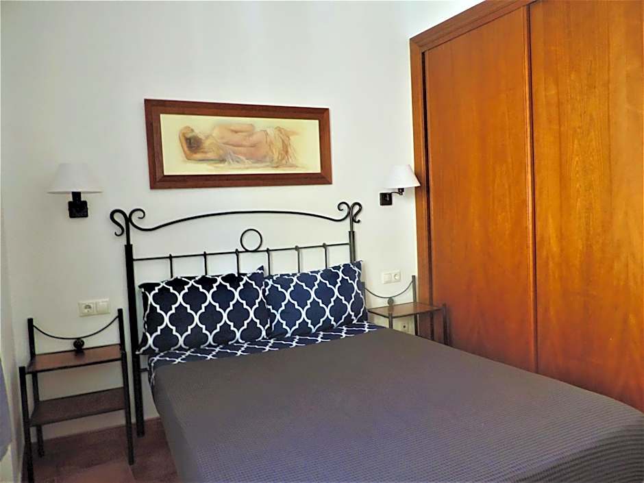 APARTAMENTOS CASERIA DE COMARES