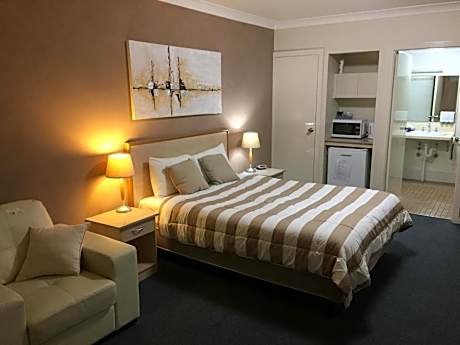 Deluxe Twin Room - Disability Access
