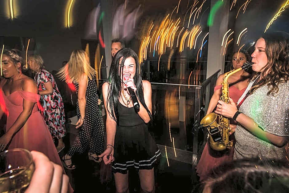 The Saddleworth Hotel