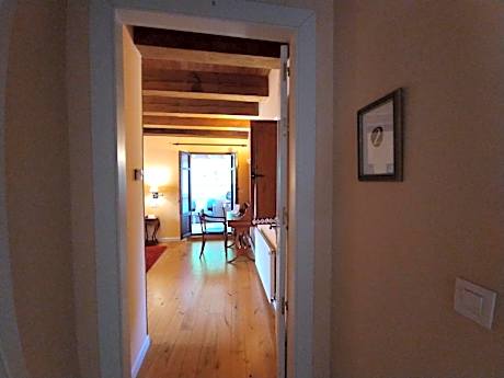 Apartment with Garden View