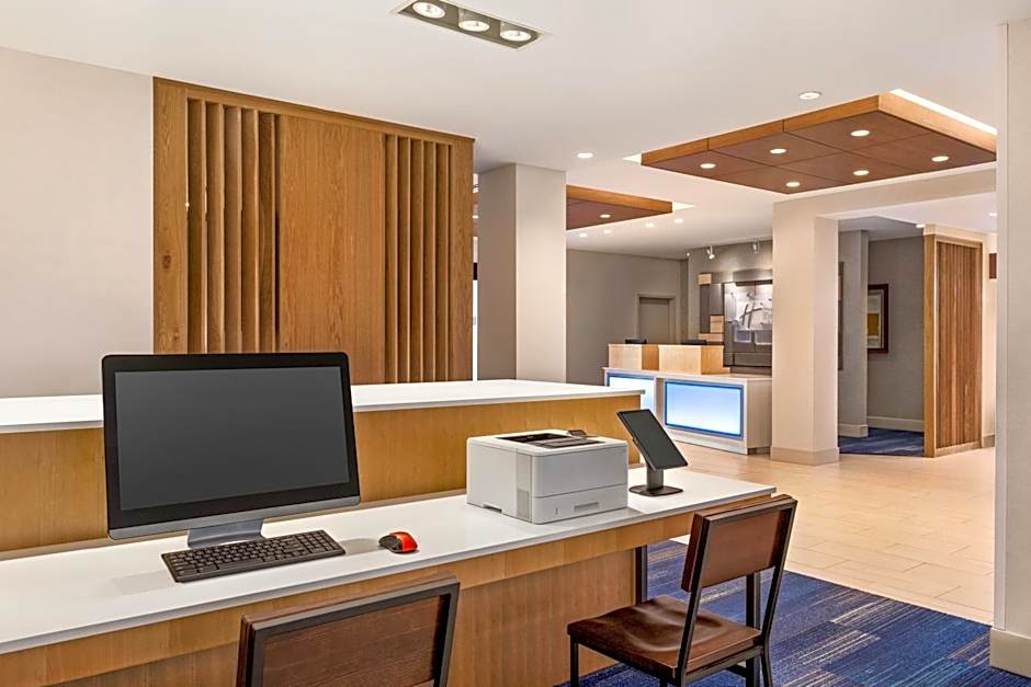 Holiday Inn Express Hotel & Suites Denver Airport By IHG