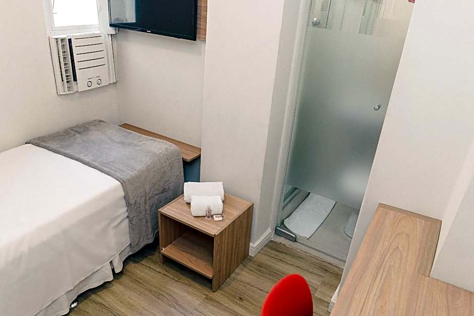 CLH Suites Domingos Ferreira