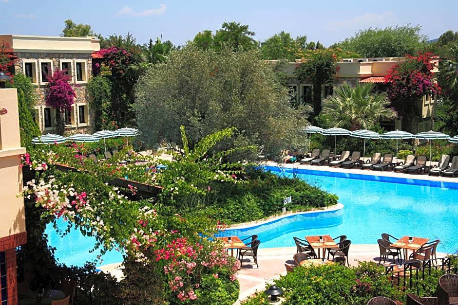 Zeytinada Hotel