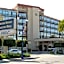 Oakland Airport Executive Hotel