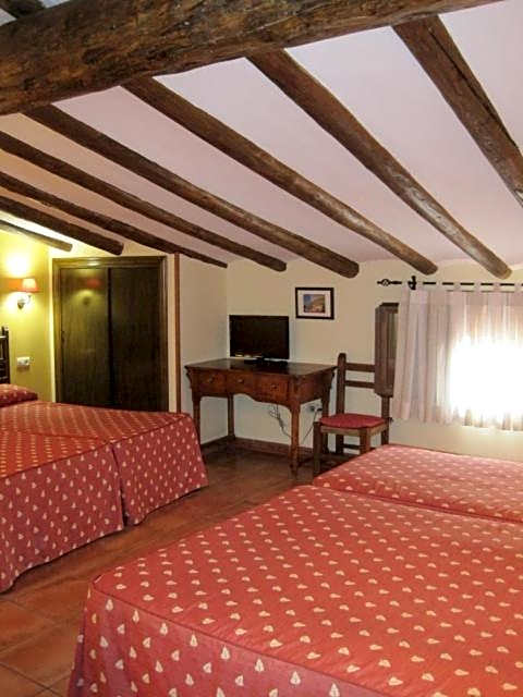 Photo 1 of 17 of 1 Double Bed or 2 Beds