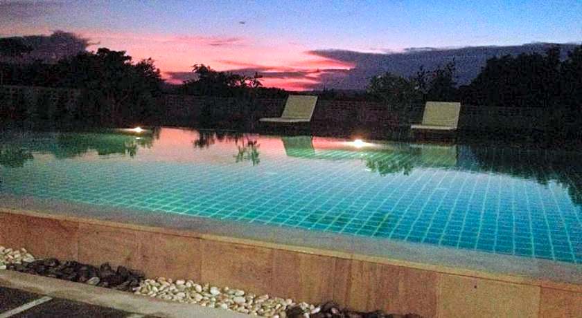Sea Mountain Khanom Hotel