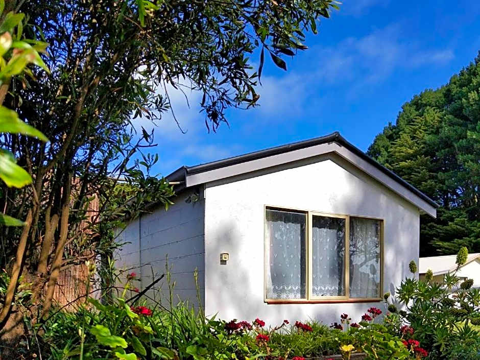 Twelve Apostles Motel & Country Retreat